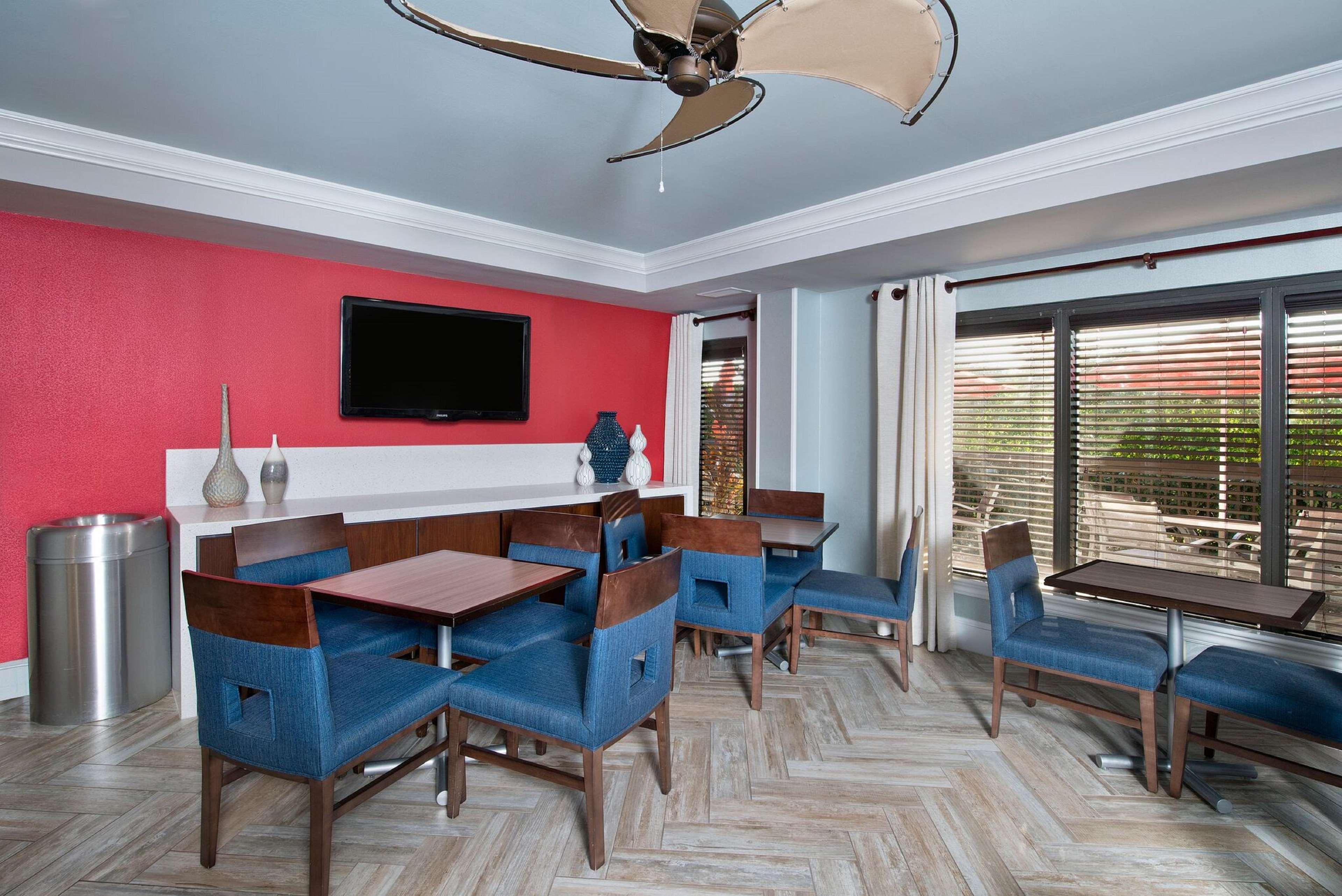 Hampton Inn Naples - I-75 Vineyards Екстериор снимка