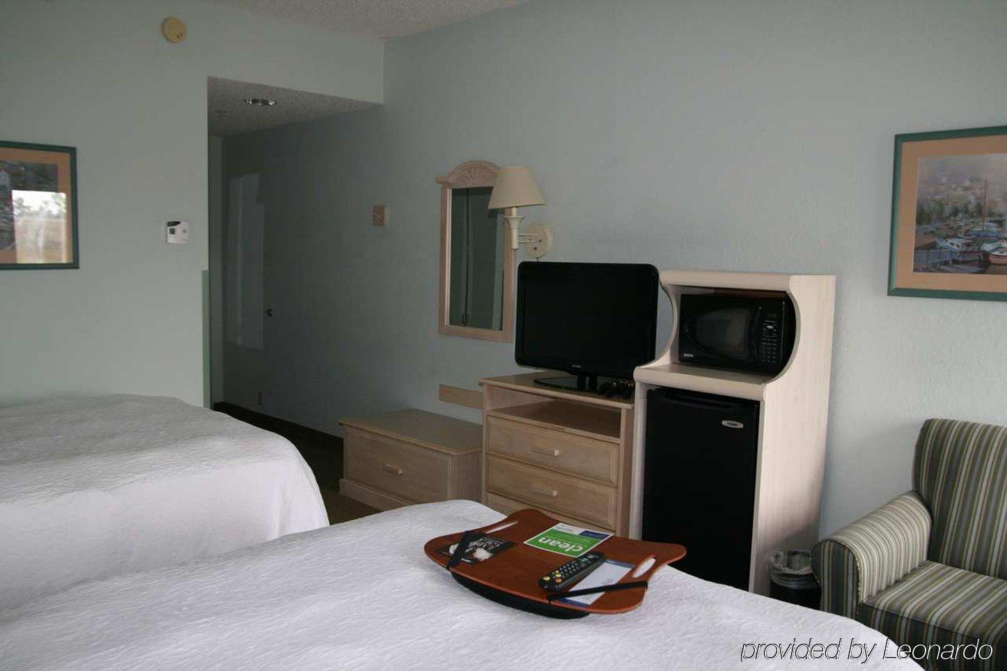 Hampton Inn Naples - I-75 Vineyards Стая снимка