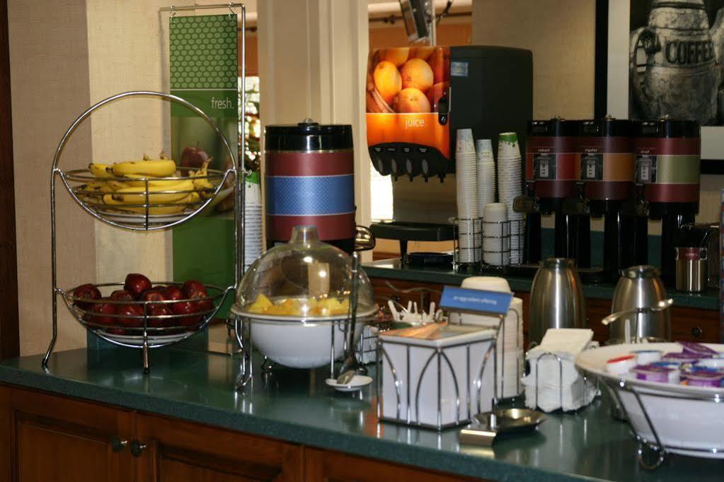 Hampton Inn Naples - I-75 Vineyards Екстериор снимка
